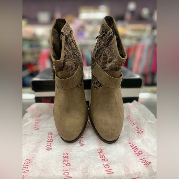 Not Rated Ladies 7.5 Taupe Ankle Heel Boots - Picture 1 of 6